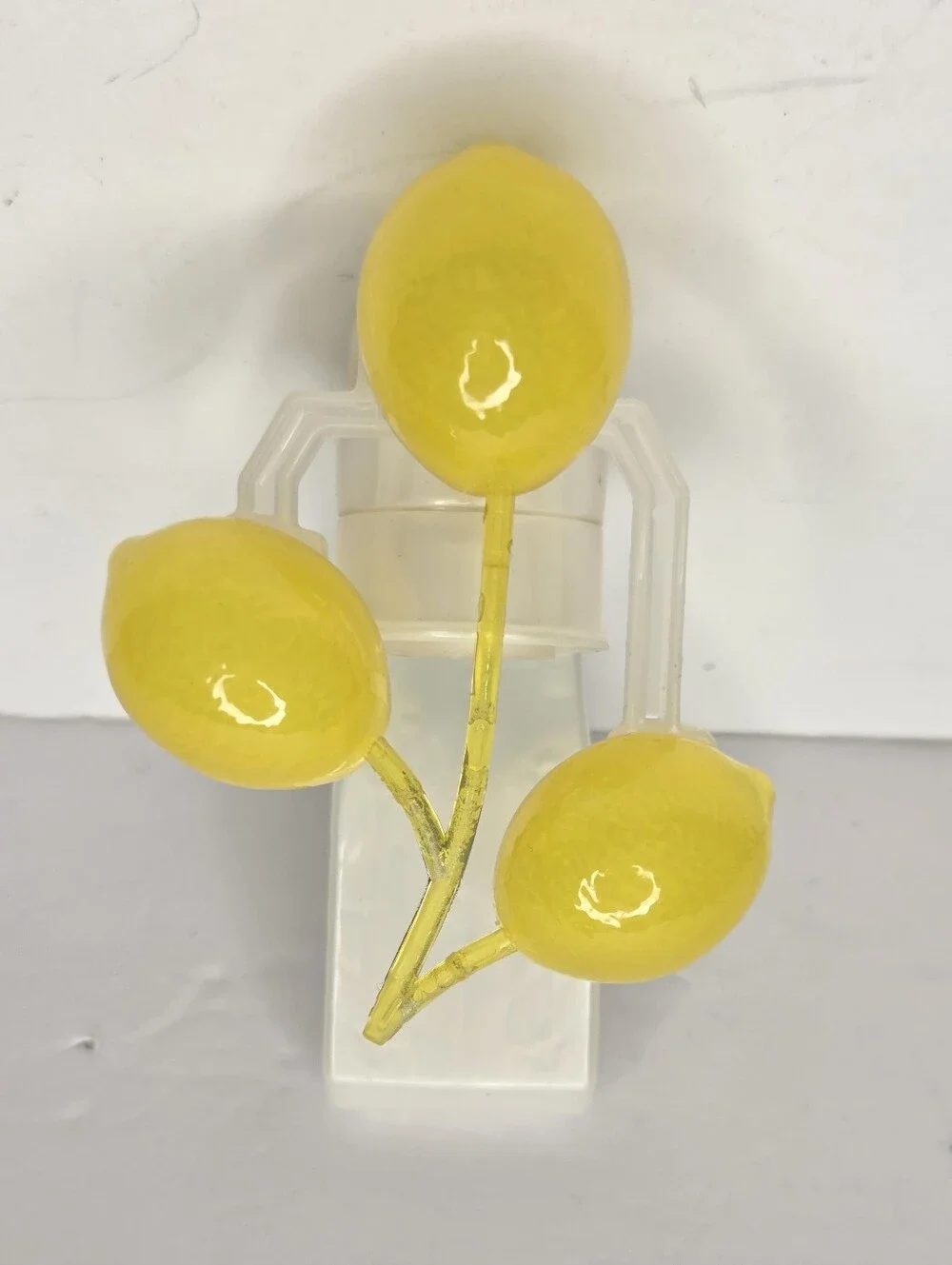 Bath & Body Works Lemons Plug In Wallflower - Picture 6 of 6